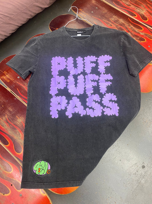 PUFF PUFF PASS T-SHIRT
